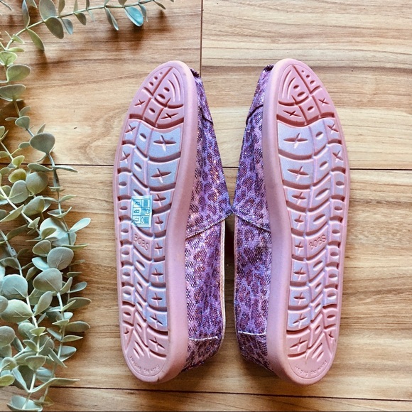 Bobs by Sketchers Sparkle Cheetah Slip Ons - Picture 5 of 7